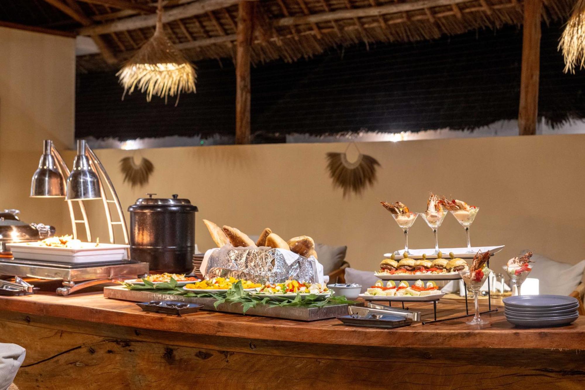 Safaya Luxury Villas - Adults Only Nungwi Exteriör bild