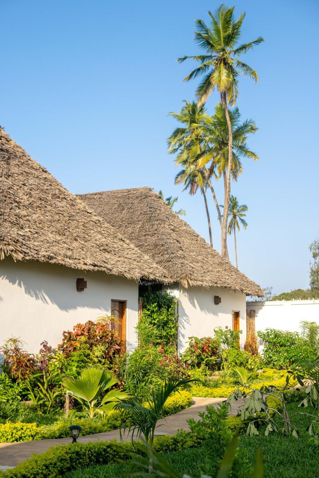 Safaya Luxury Villas - Adults Only Nungwi Exteriör bild
